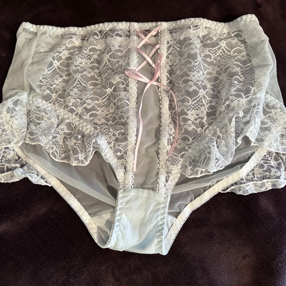 WHITE Plus size Lolita Kawaii Panties, Ruffle Lace Panties - Picture 7 of 9